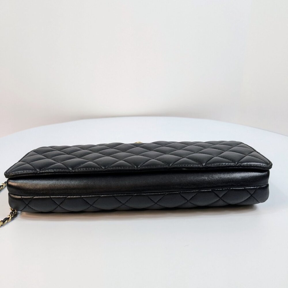Chanel Vintage Rare "Around The World" Chain Clutch Crossbody Bag - Picture 8 of 16